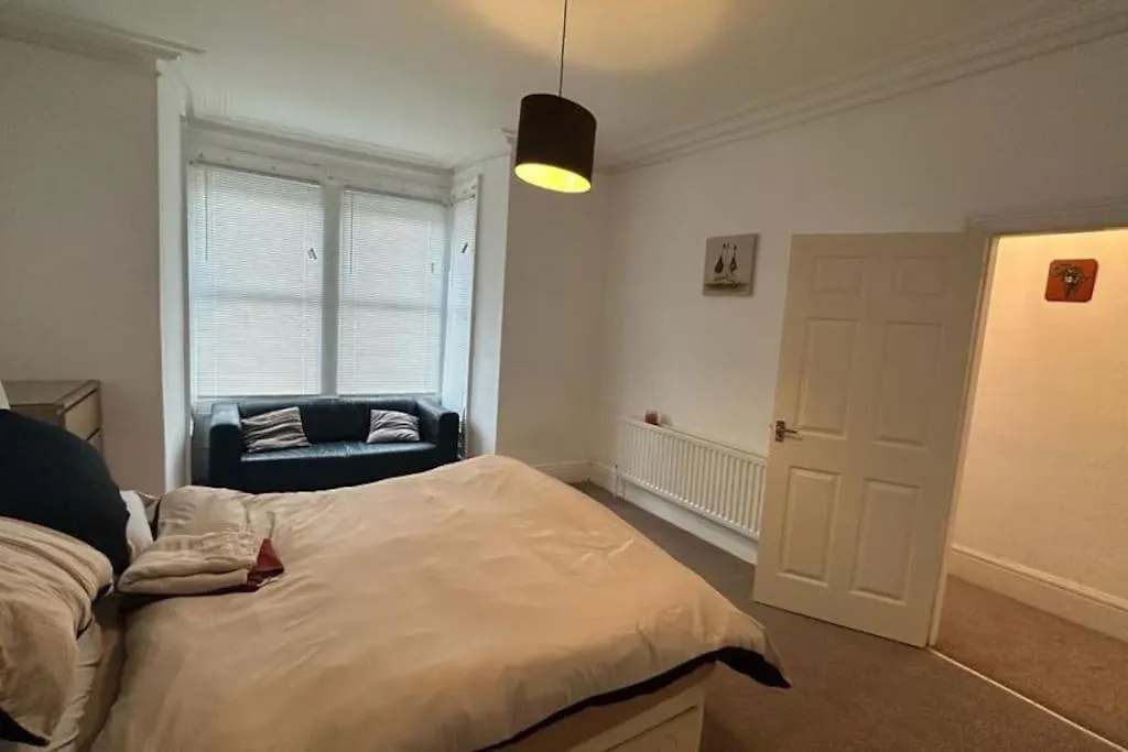 아파트 Two Bedroom Flat Close To Newcastle City Centre