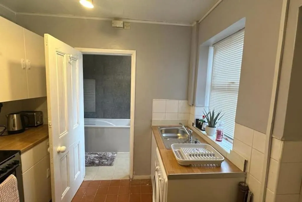 Two Bedroom Flat Close To Newcastle City Centre 뉴캐슬어폰타인